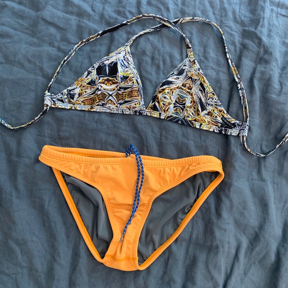 Jolyn Swim Top (Sm) & Jolyn Swim Bottoms (Lg)